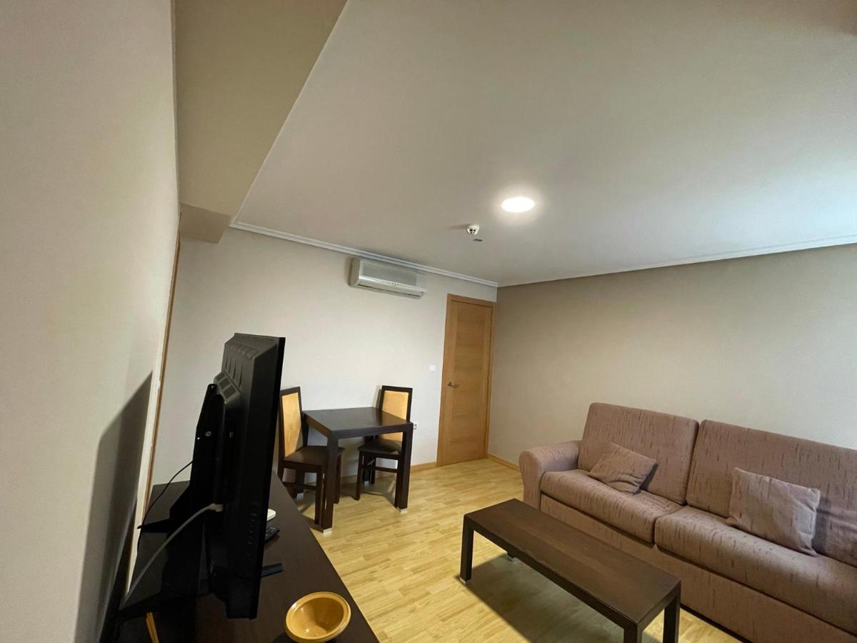 Aparthotel Arenteiro Carballino Εξωτερικό φωτογραφία