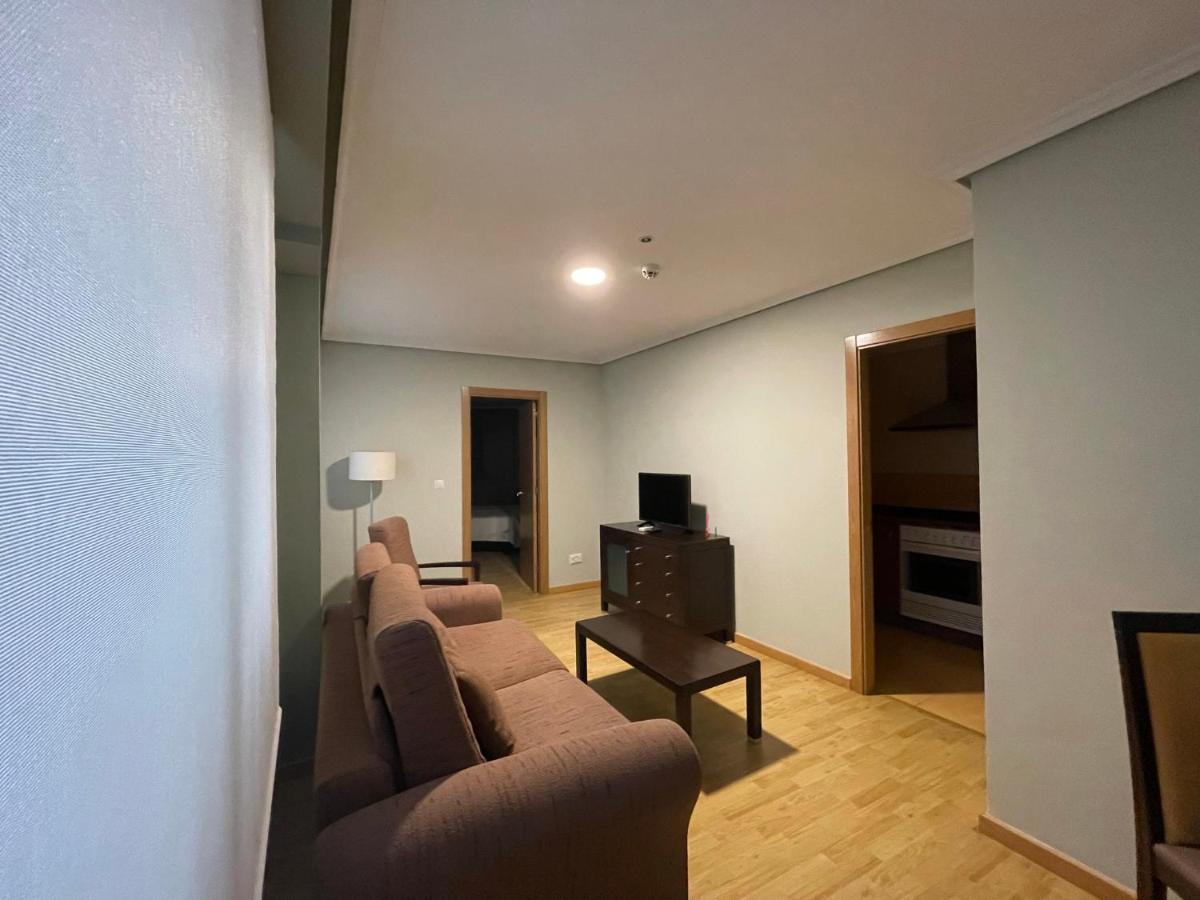 Aparthotel Arenteiro Carballino Εξωτερικό φωτογραφία