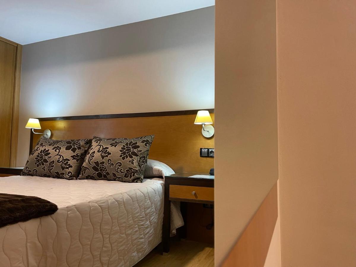 Aparthotel Arenteiro Carballino Εξωτερικό φωτογραφία